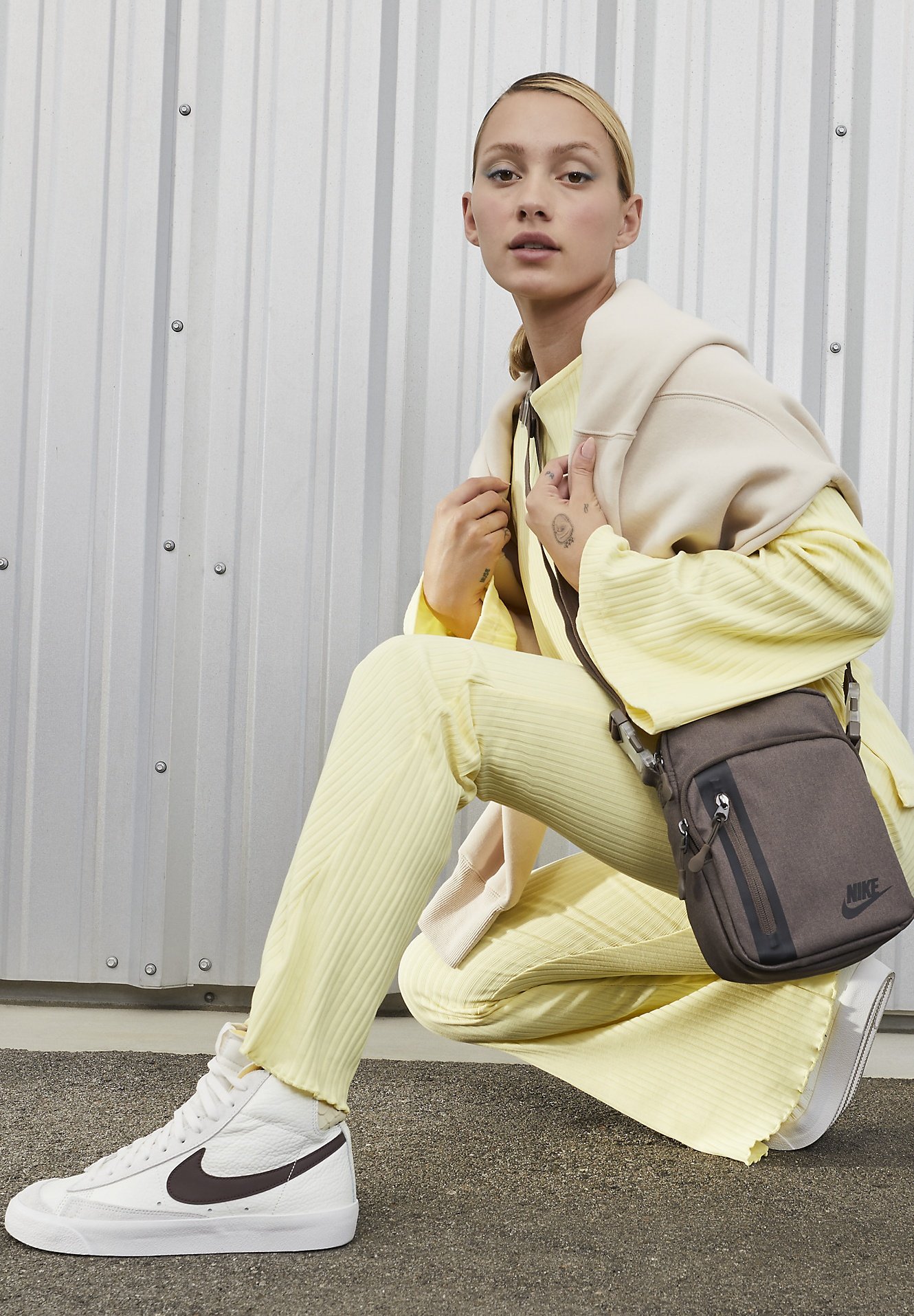 Фото № 2 с приближением к товару «‎Nike »