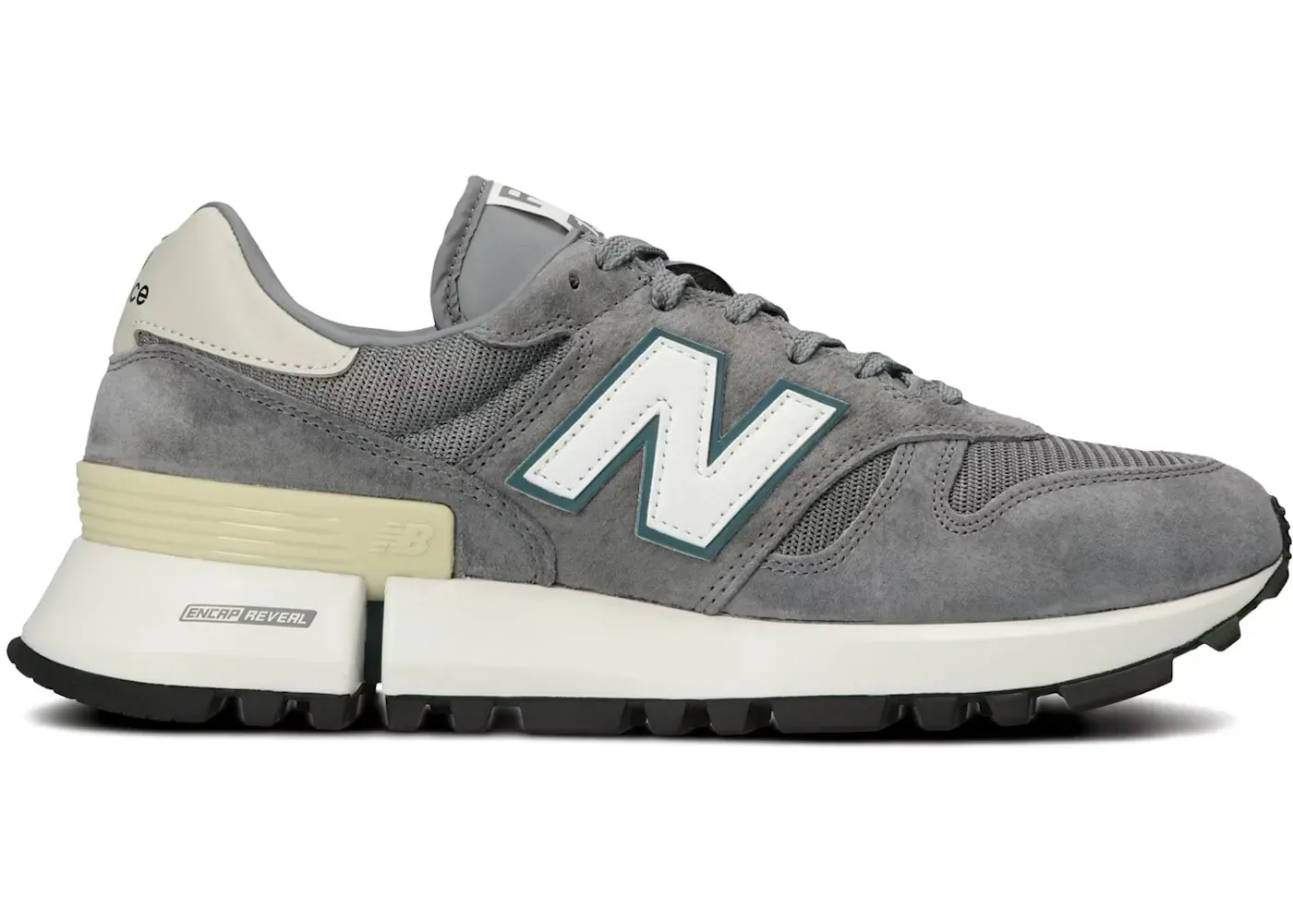 New Balance RC 1300