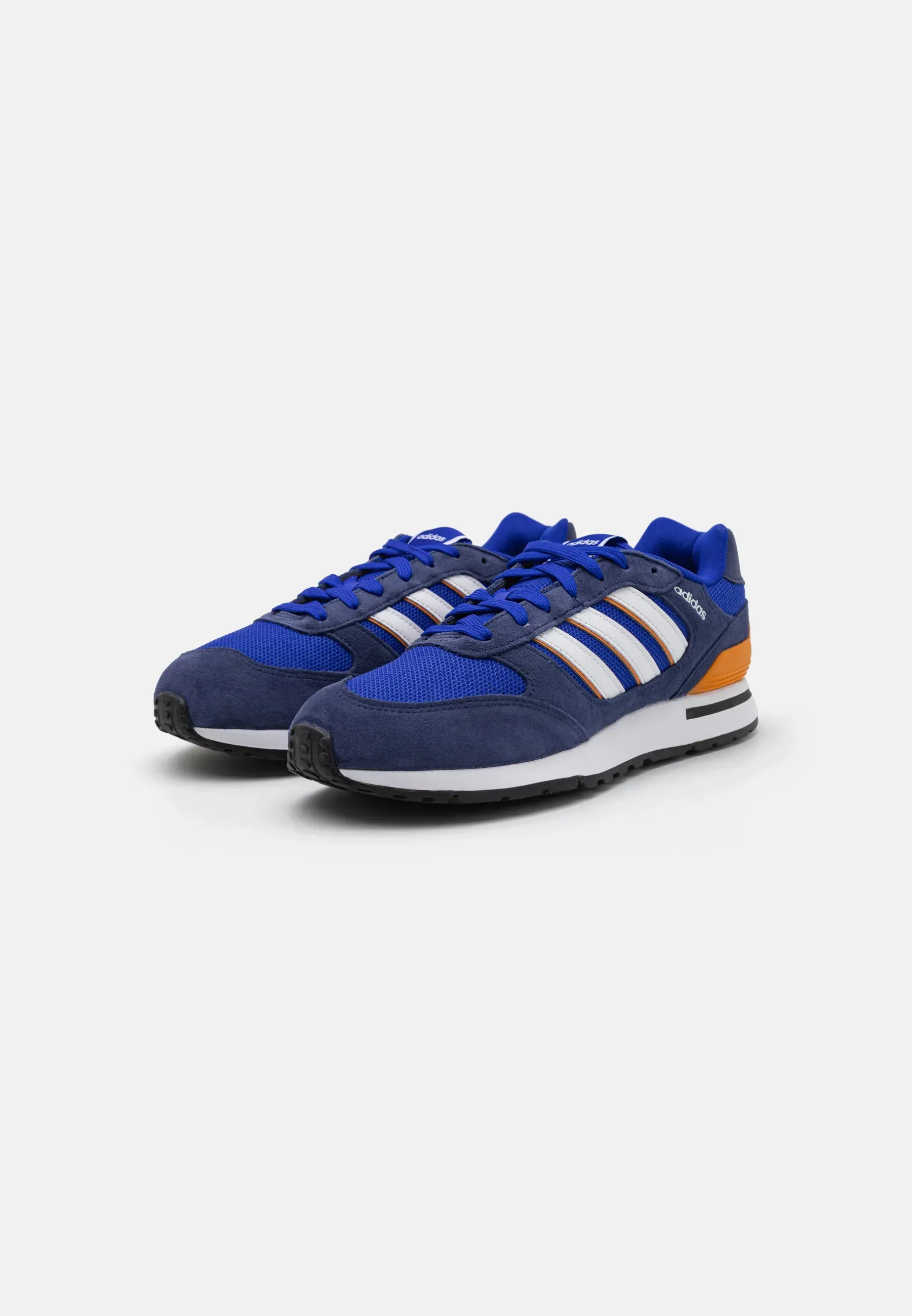 Фото № 2 с приближением к товару «‎RUN 80S»