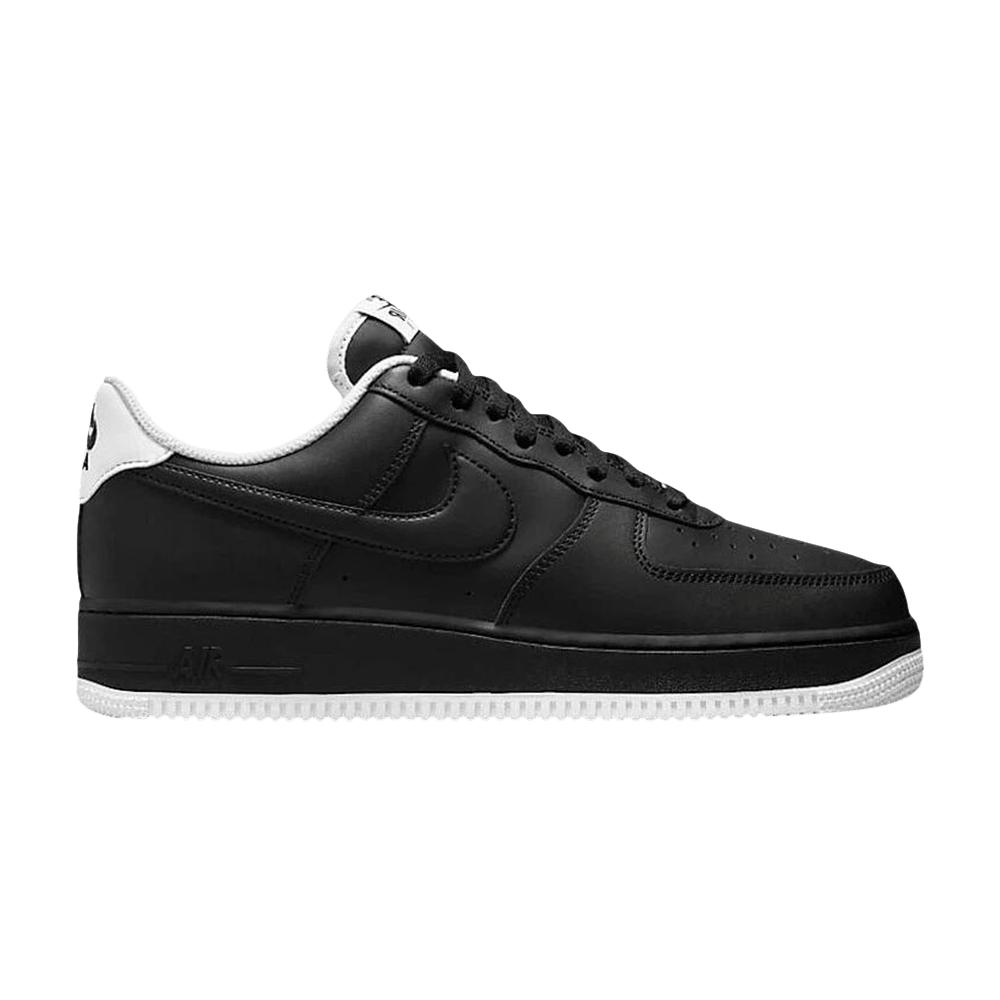 Nike Air Force 1 07 Black White