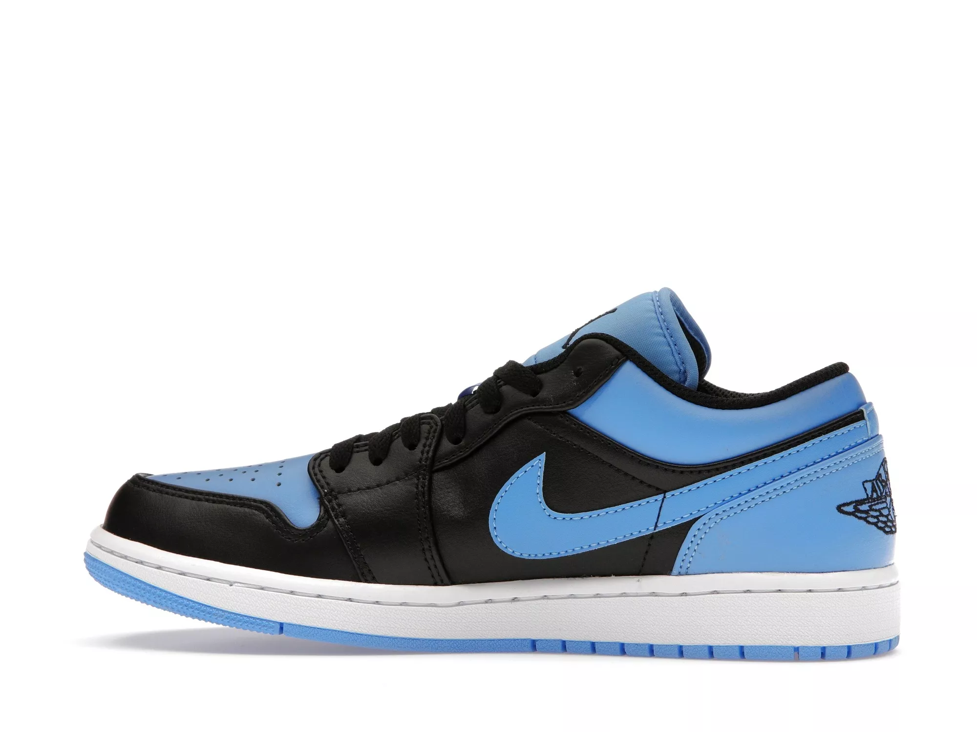 Фото № 5 с приближением к товару «‎Jordan 1 Low Black University Blue»