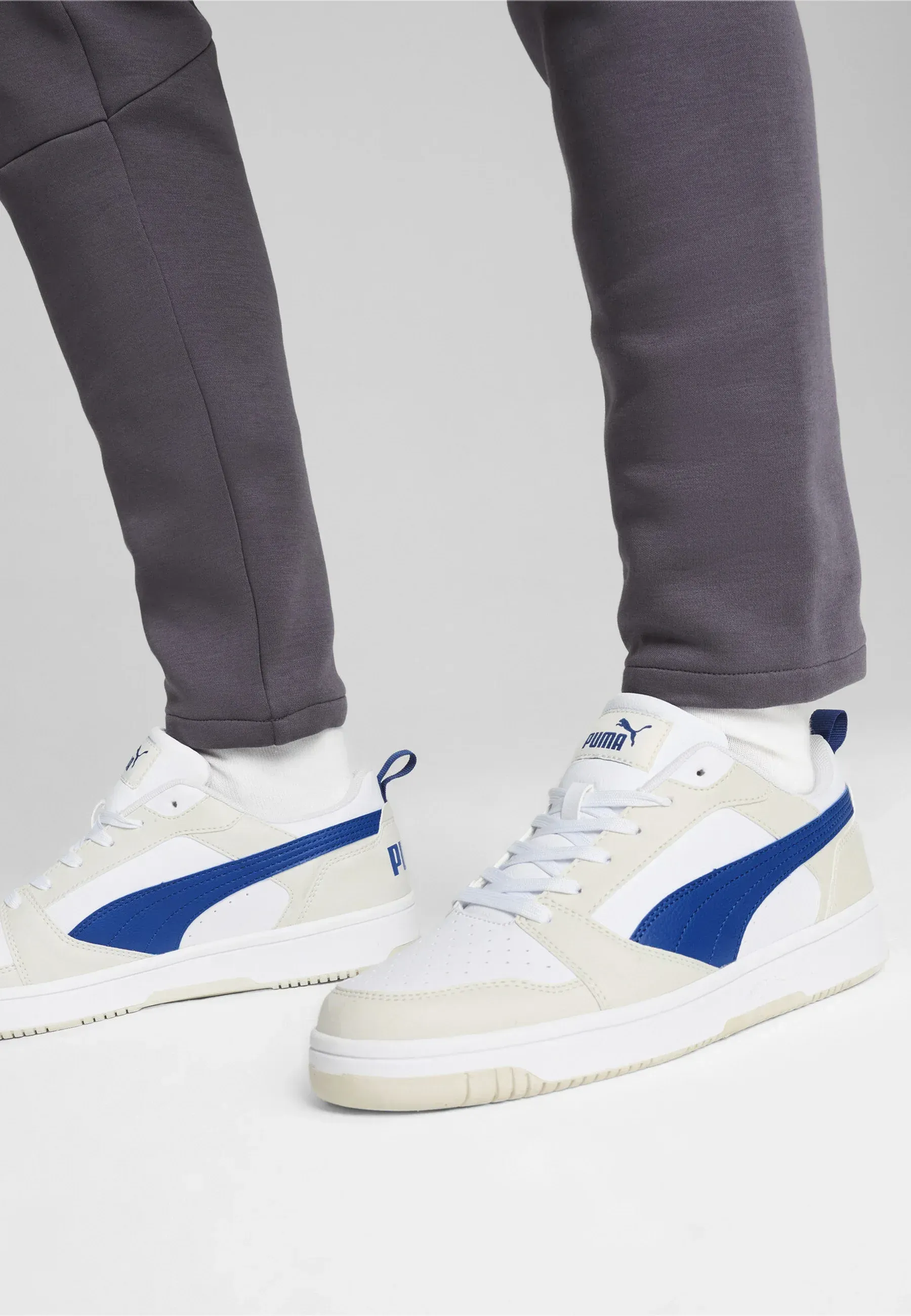 Фото № 1 с приближением к товару «‎REBOUND »