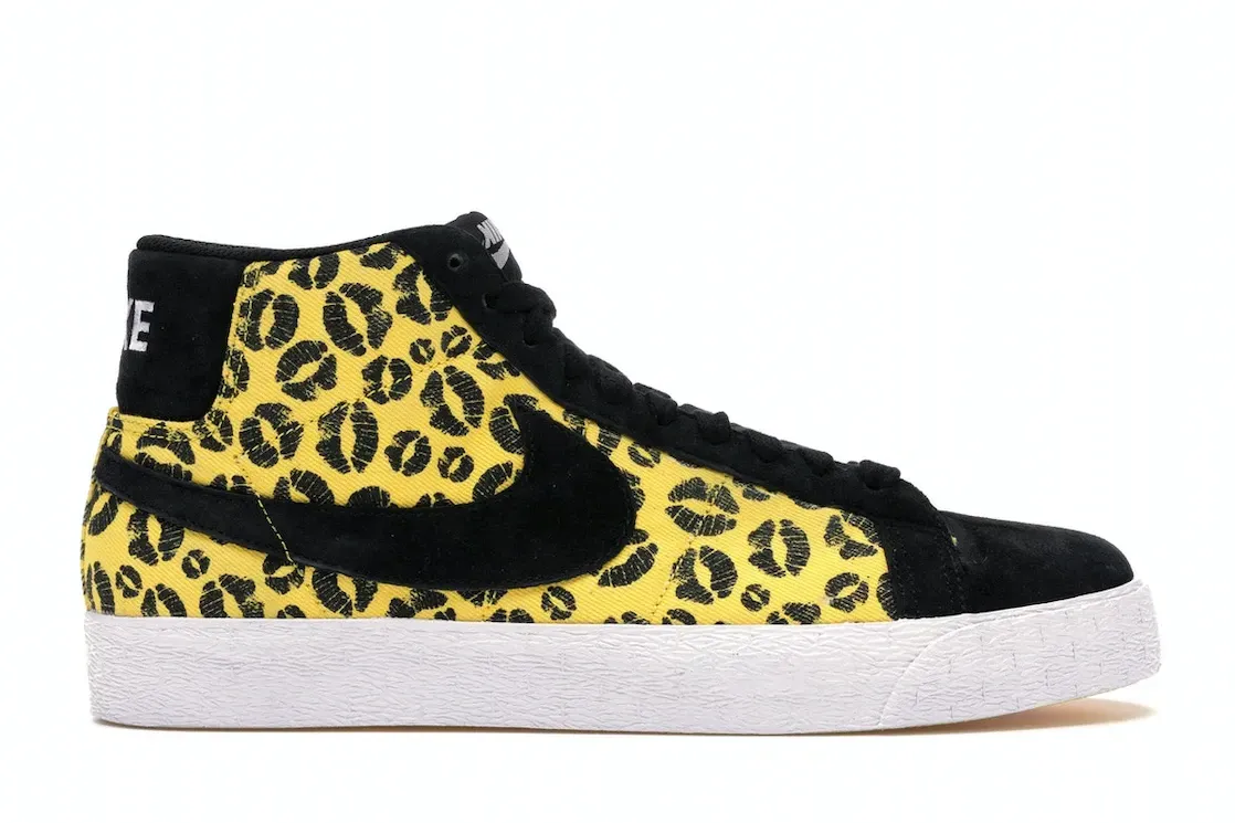 Фото № 1 с приближением к товару «‎Nike SB Blazer Kisses»