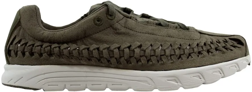 Фото № 1 с приближением к товару «‎Nike Mayfly Woven Medium Olive/Light Bone-Black»
