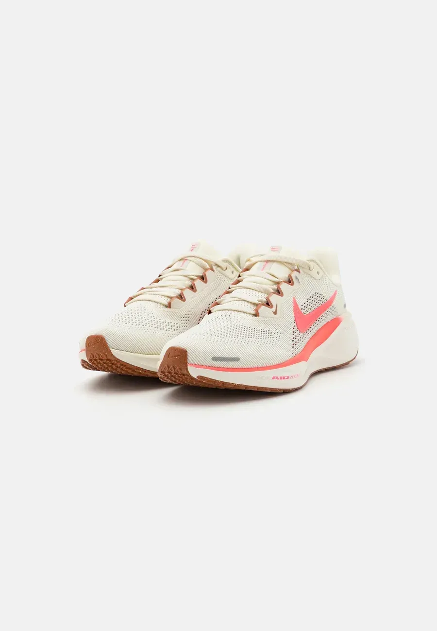 Фото № 2 с приближением к товару «‎AIR ZOOM PEGASUS 41»