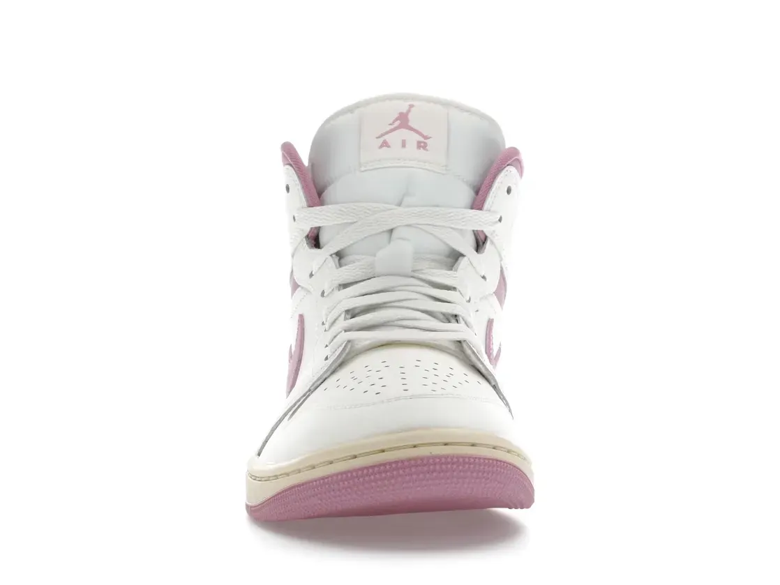 Фото № 2 с приближением к товару «‎Jordan 1 Mid»