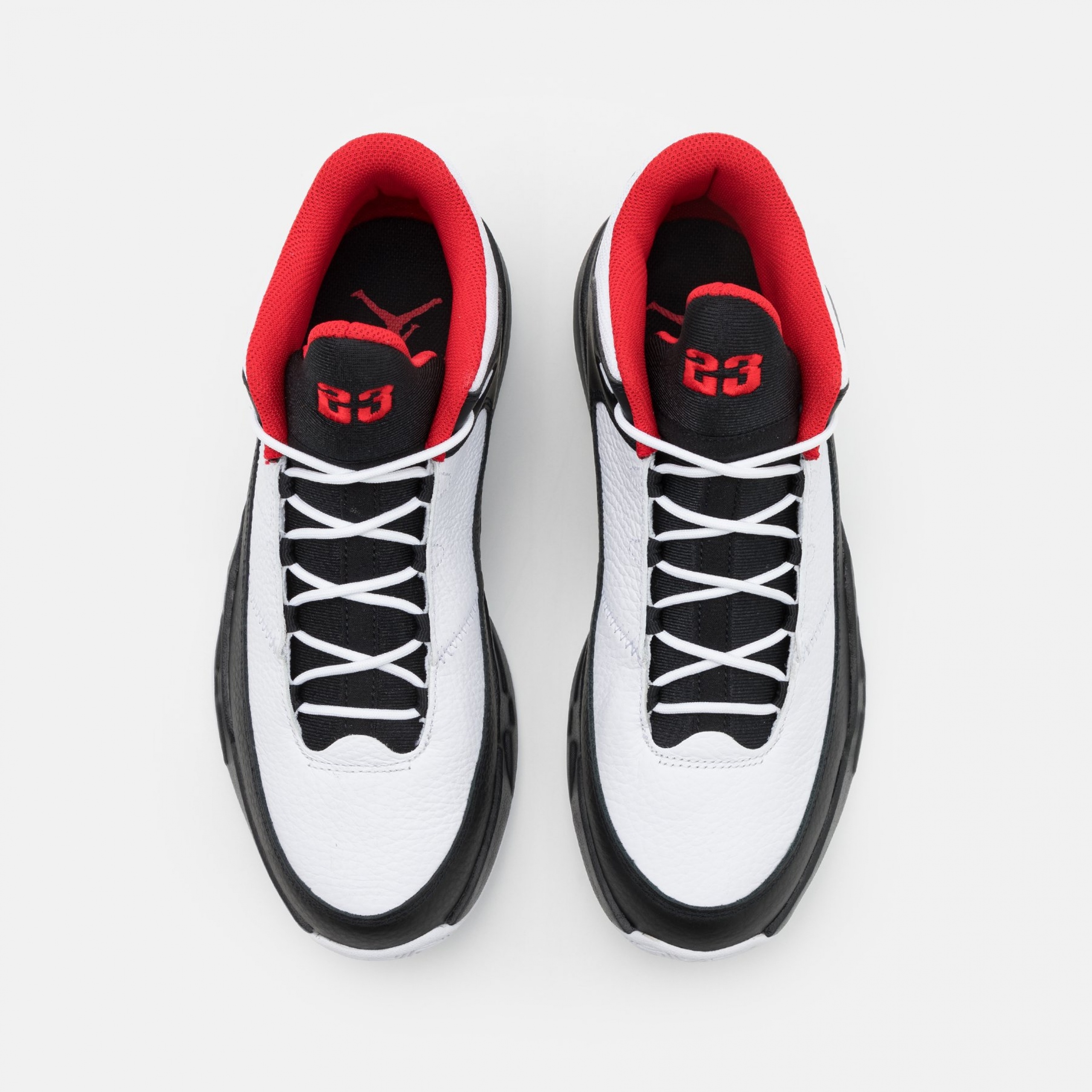 Фото № 4 с приближением к товару «‎Jordan Max Aura 3 »