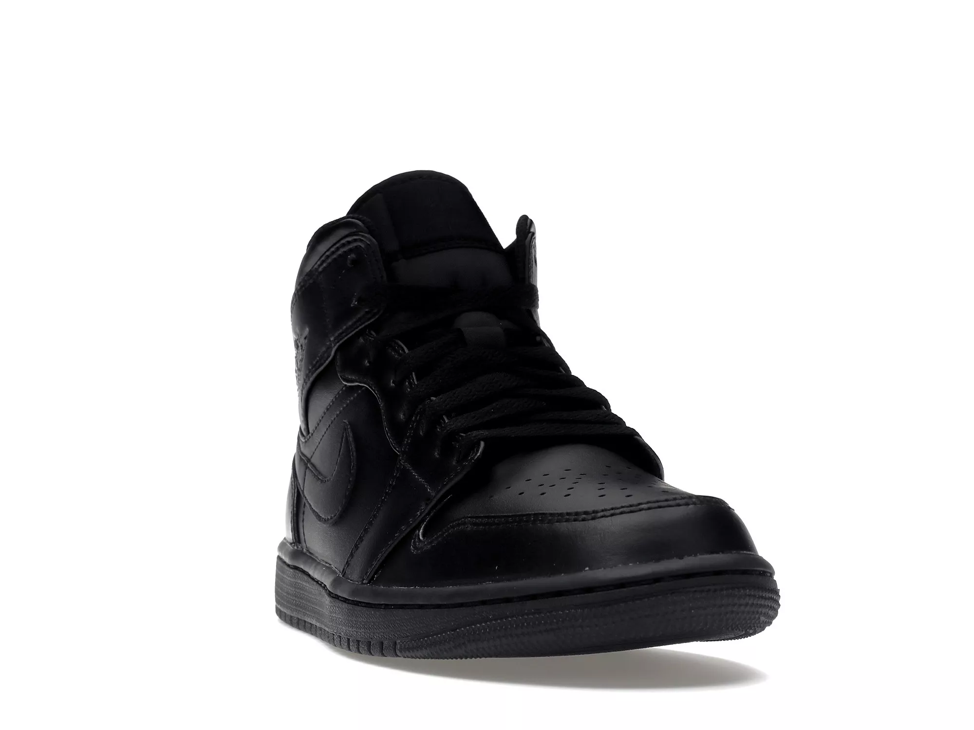 Фото № 1 с приближением к товару «‎Jordan 1 Mid Triple Black (2022)»
