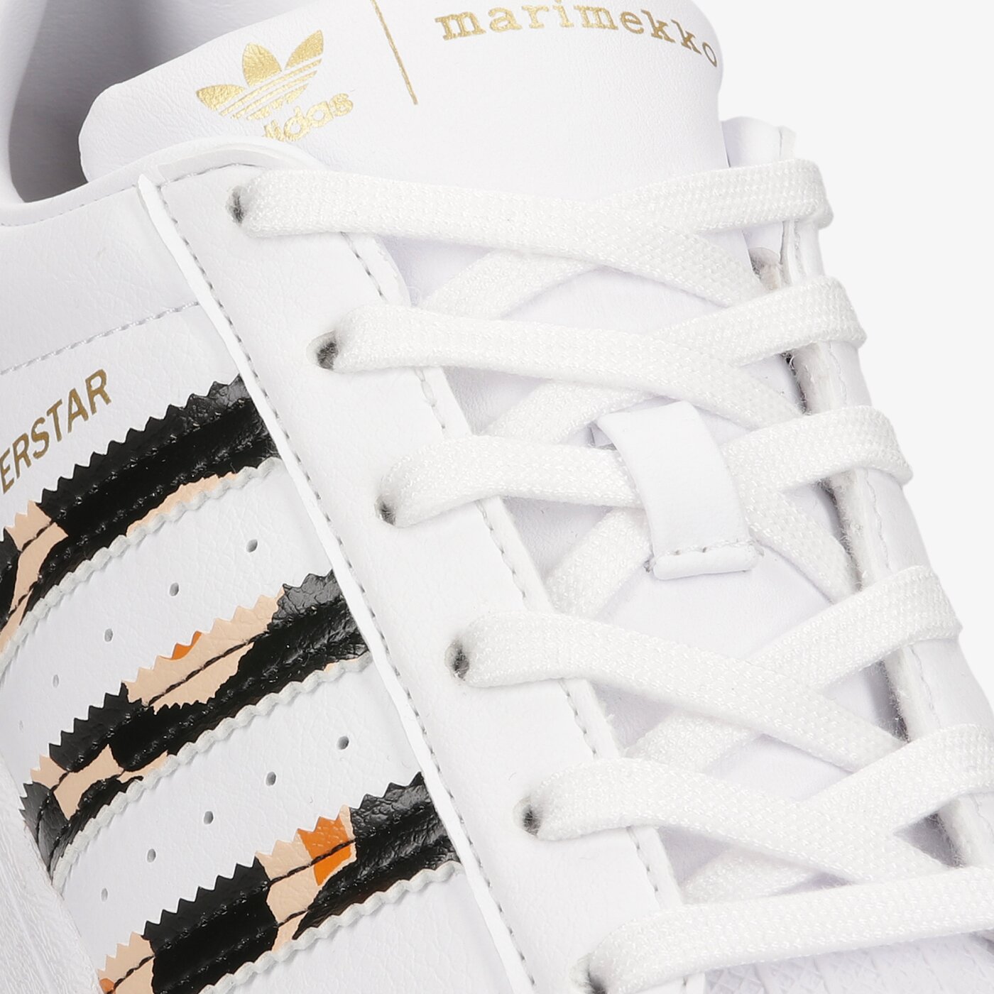 Фото № 4 с приближением к товару «‎Adidas Superstar W»