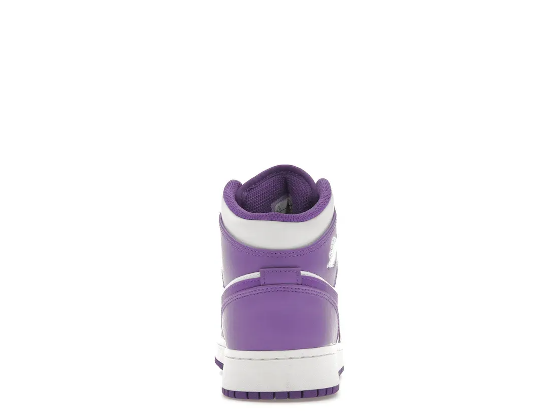 Фото № 4 с приближением к товару «‎Jordan 1 Mid Purple Venom »