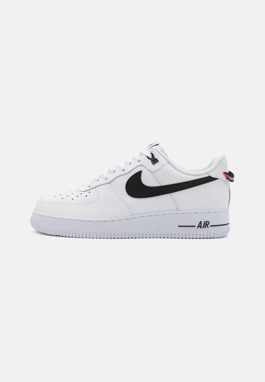 Фото № 1 с приближением к товару «‎AIR FORCE 1 '07 LV8 UNISEX»
