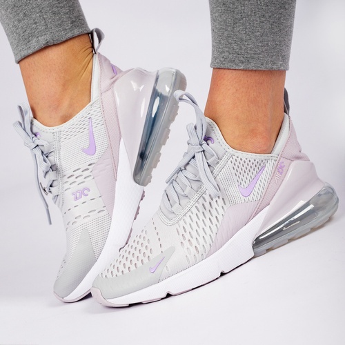 Фото № 1 с приближением к товару «‎Nike Air Max 270 Essential»
