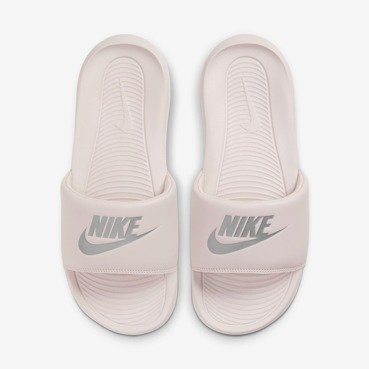 Фото № 1 с приближением к товару «‎Nike Victori One»