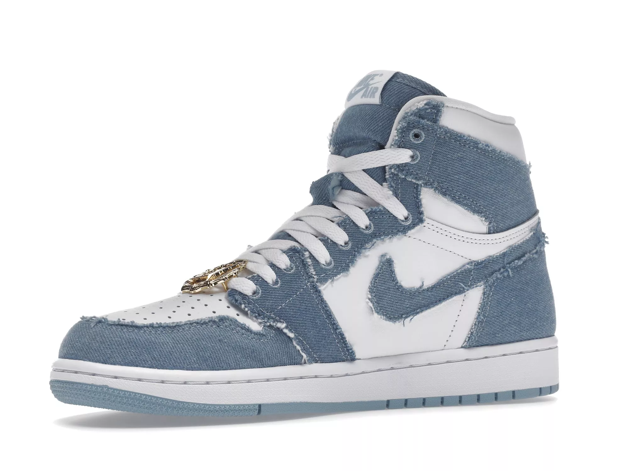 Фото № 3 с приближением к товару «‎Jordan 1 High OG Denim »