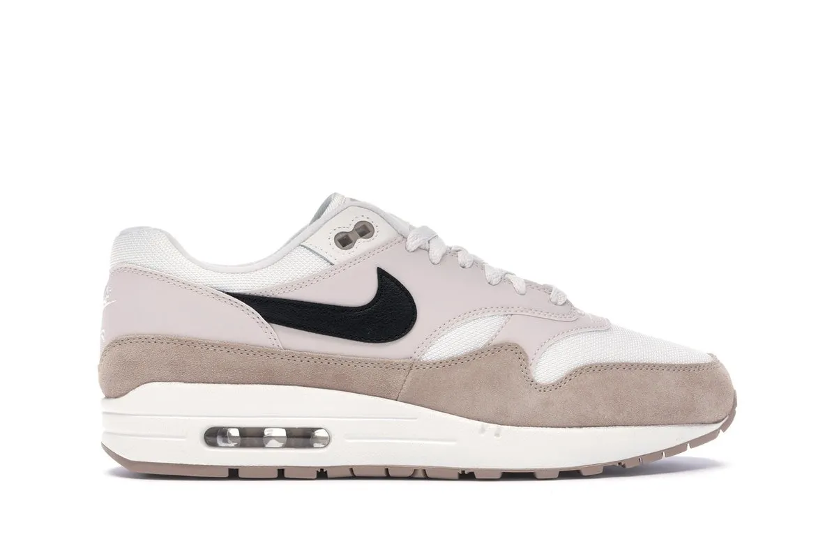 Фото № 1 с приближением к товару «‎Nike Air Max 1 Sand Black»