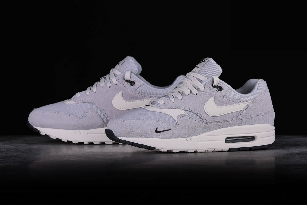 Фото № 3 с приближением к товару «‎Nike Air Max 1 Premium Pure Platinum »