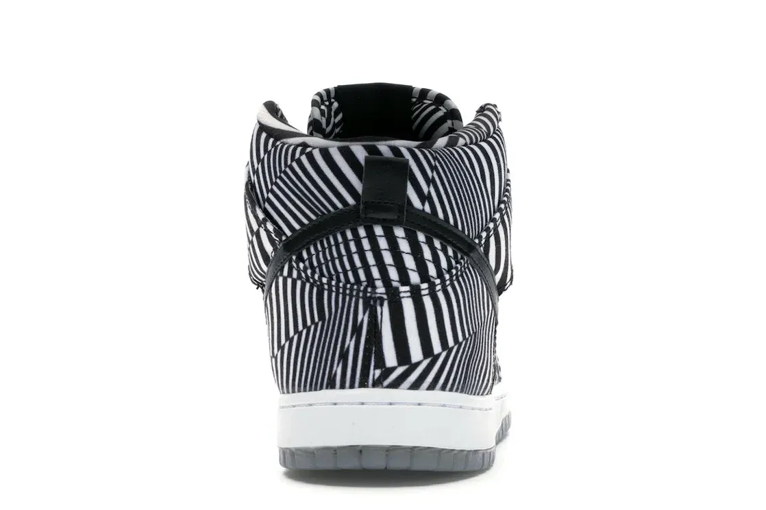 Фото № 4 с приближением к товару «‎Nike SB Dunk High Concept Car»