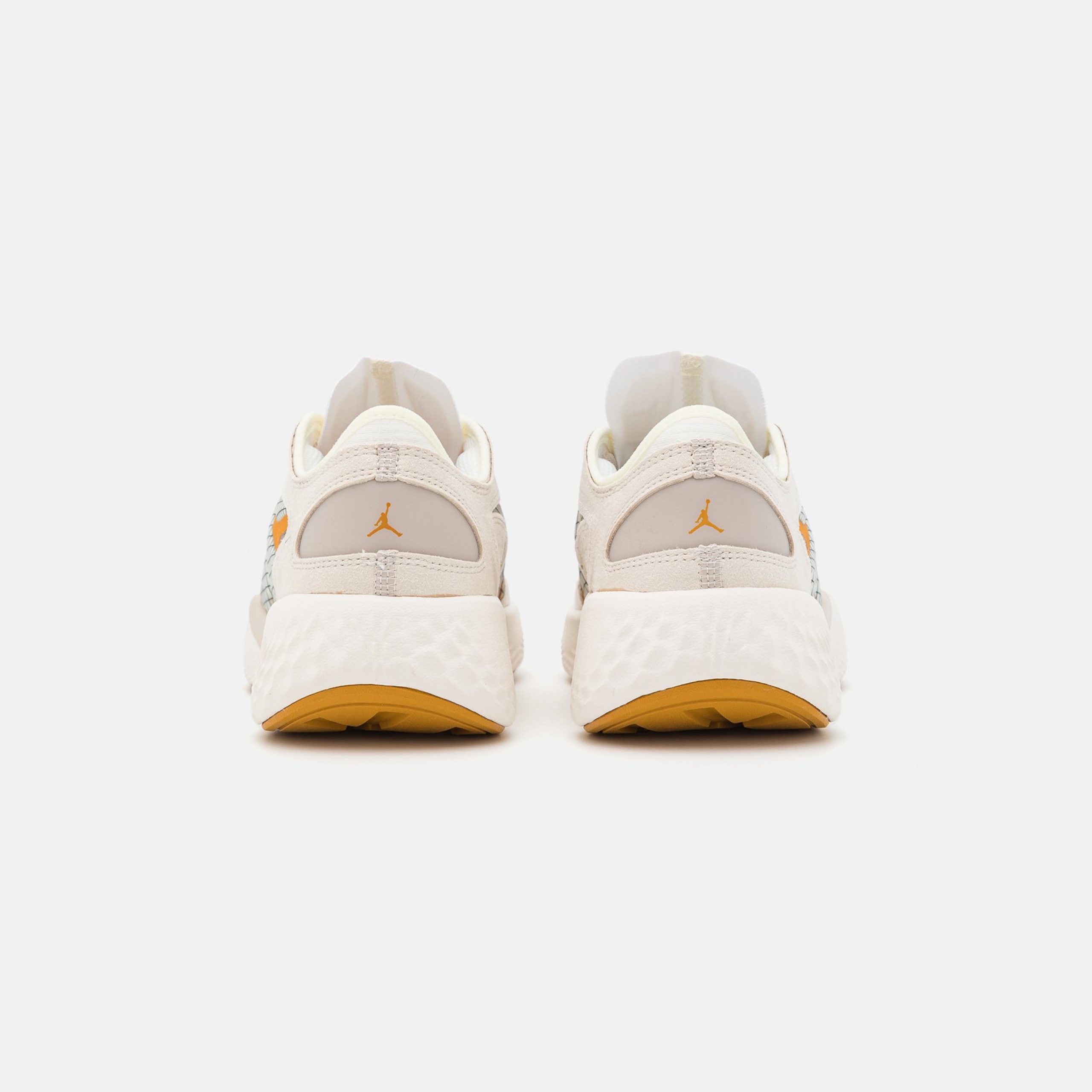 Фото № 3 с приближением к товару «‎Jordan Delta 3 »