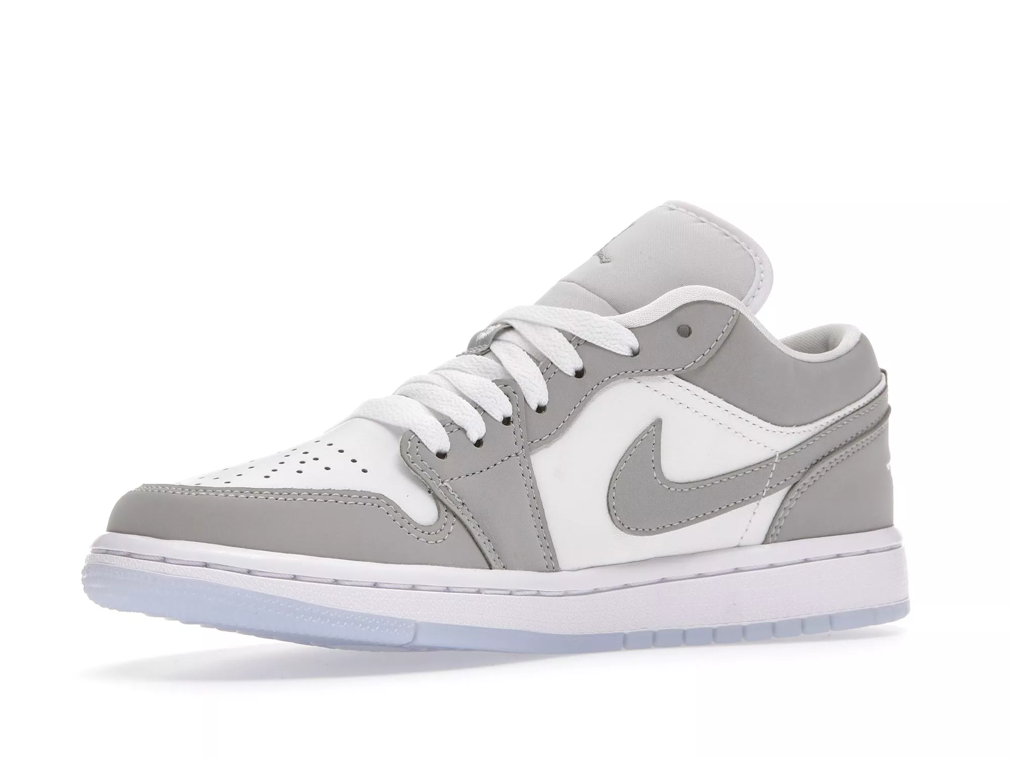 Фото № 5 с приближением к товару «‎Jordan 1 Low Wolf Grey »