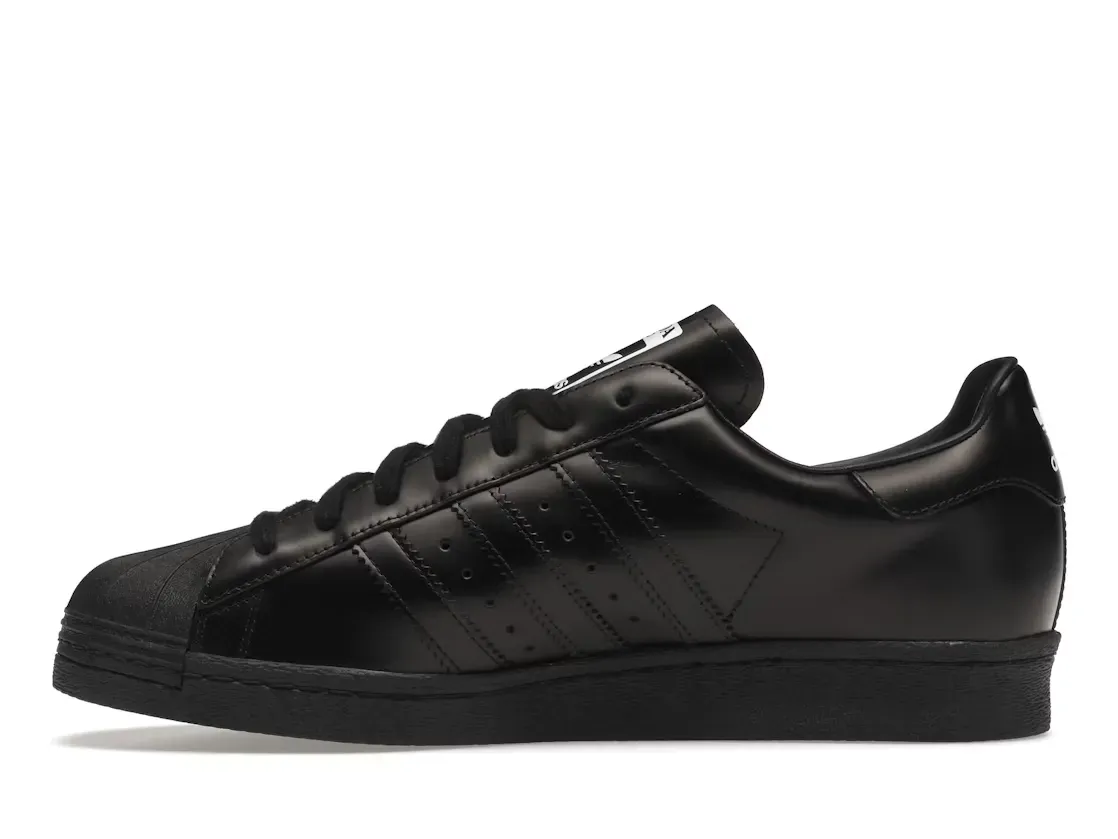 Фото № 3 с приближением к товару «‎adidas Superstar»