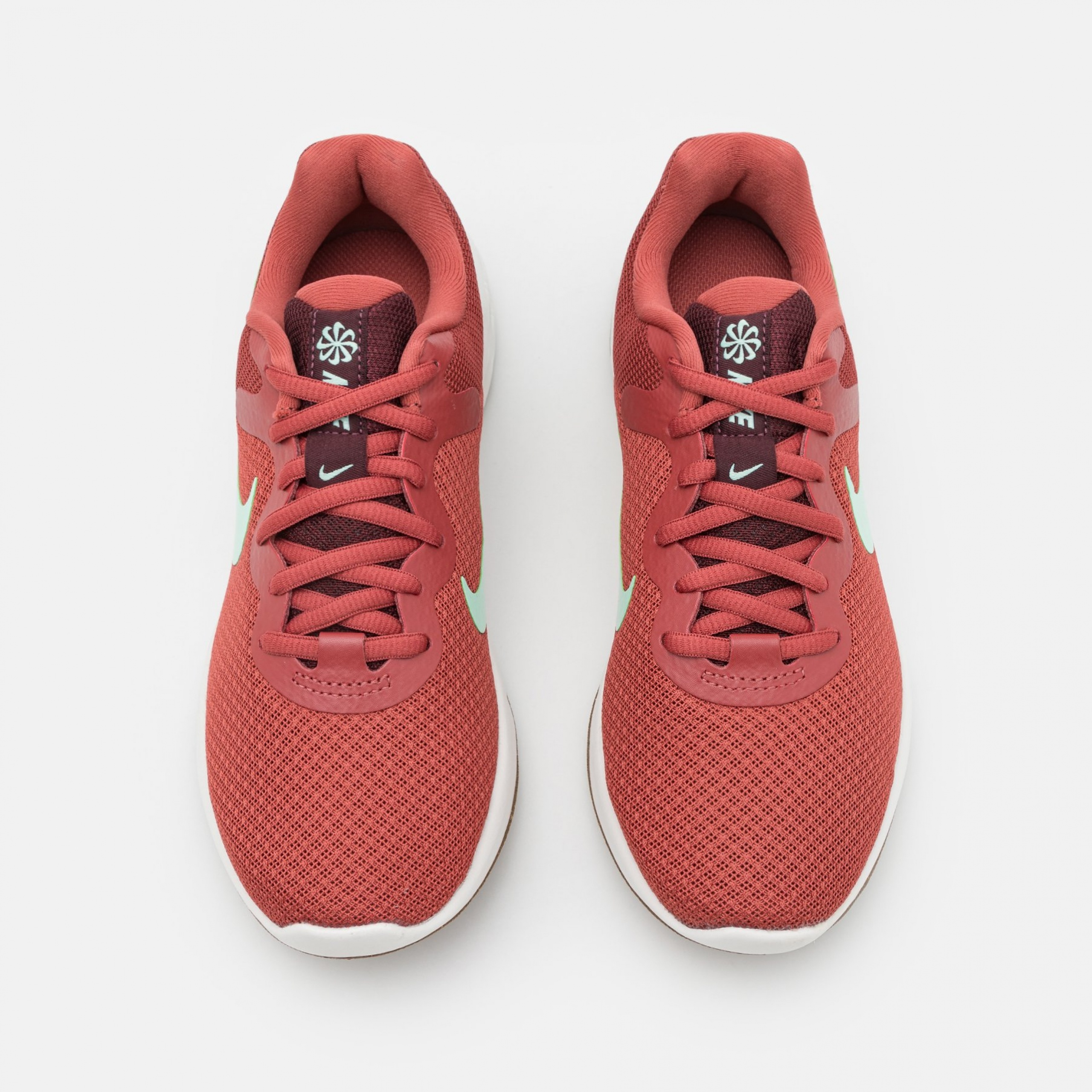 Фото № 4 с приближением к товару «‎Nike Revolution 6 NN»