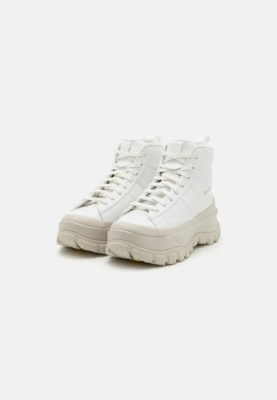 Фото № 4 с приближением к товару «‎BLAZER ROAM MID»