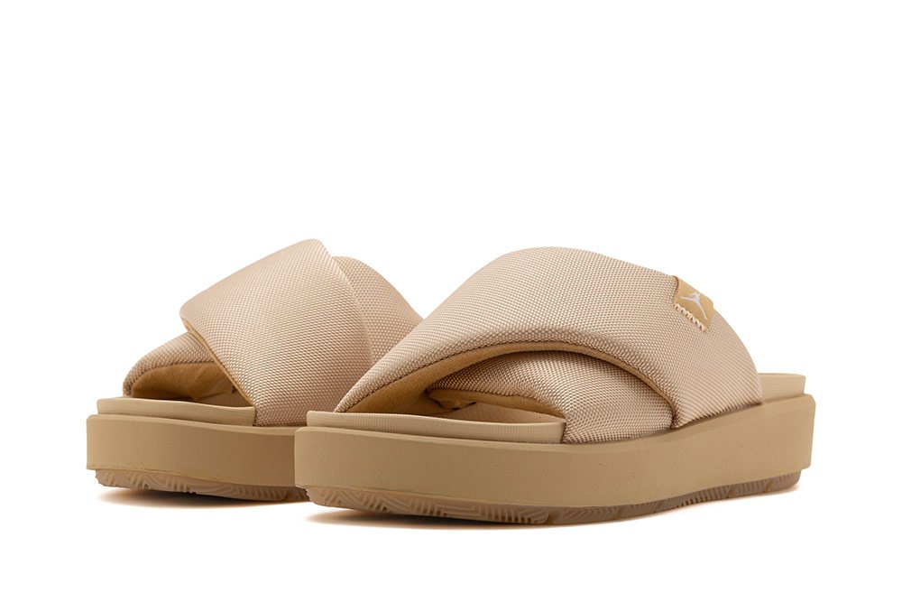 Фото № 2 с приближением к товару «‎Jordan Brand Jordan Sophia Slide»