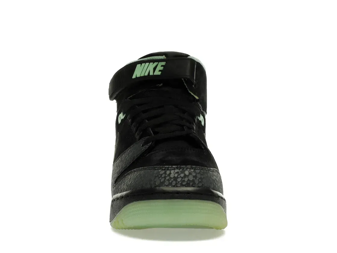 Фото № 2 с приближением к товару «‎Nike Air Revolution Loverution Pack»