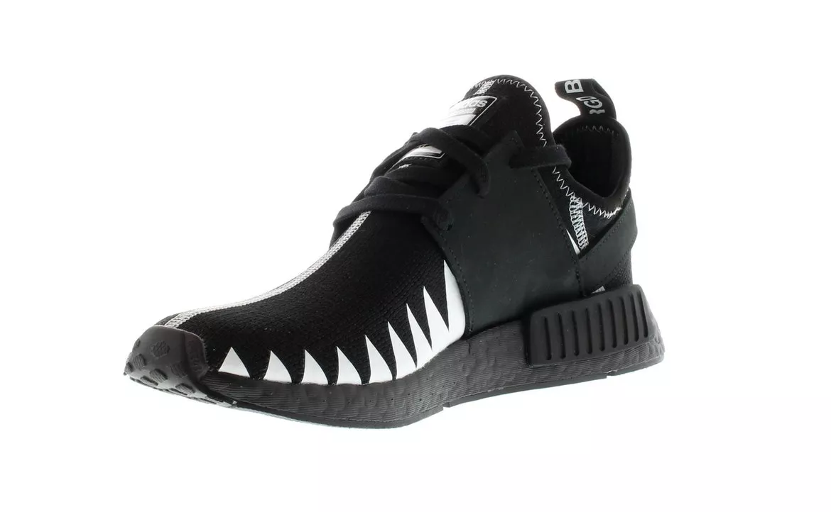 Фото № 3 с приближением к товару «‎adidas NMD R1 Neighborhood Core Black»