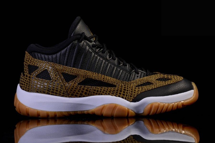 Фото № 4 с приближением к товару «‎Nike Air Jordan 11 Retro IE ‘crock’ »
