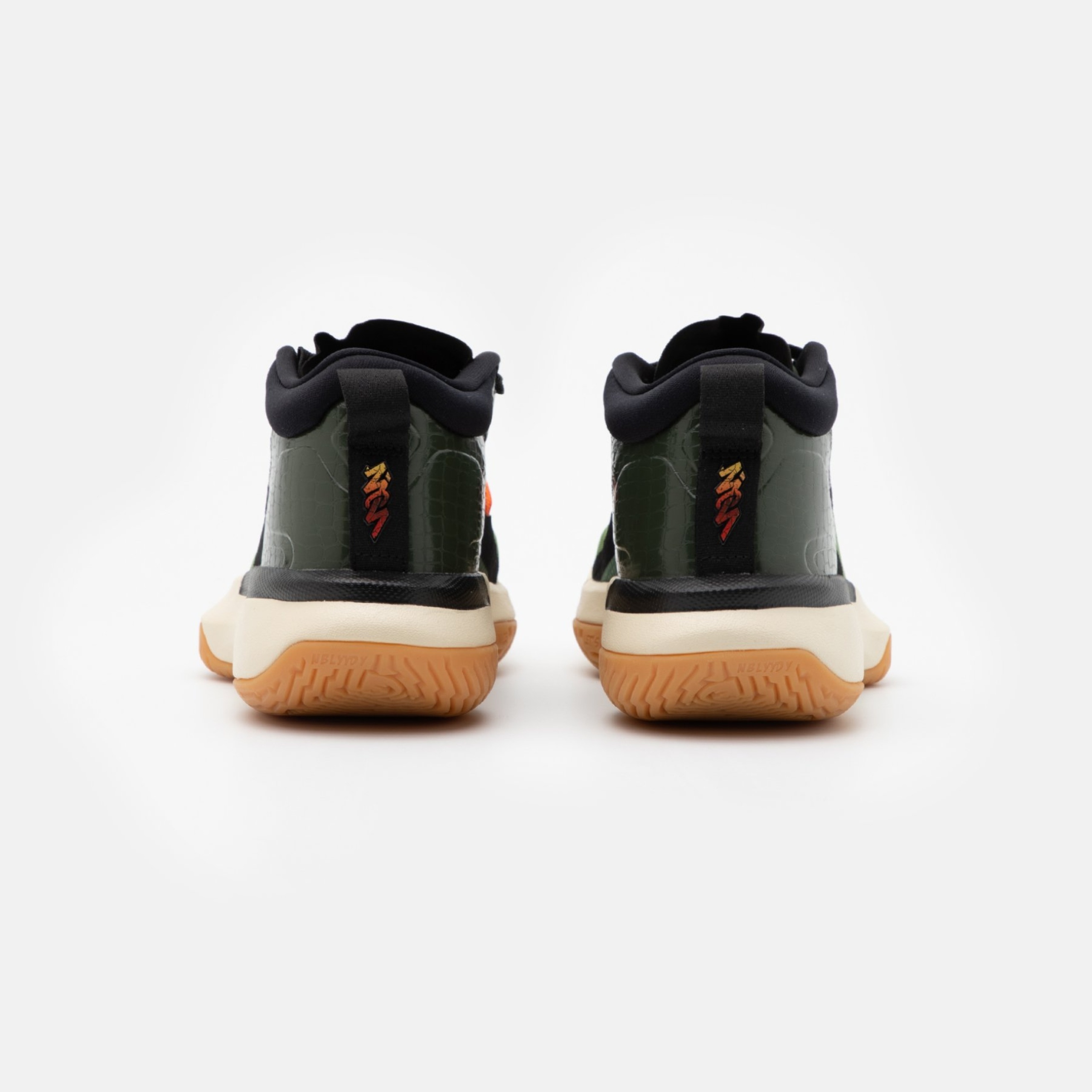 Фото № 3 с приближением к товару «‎Jordan Zion»