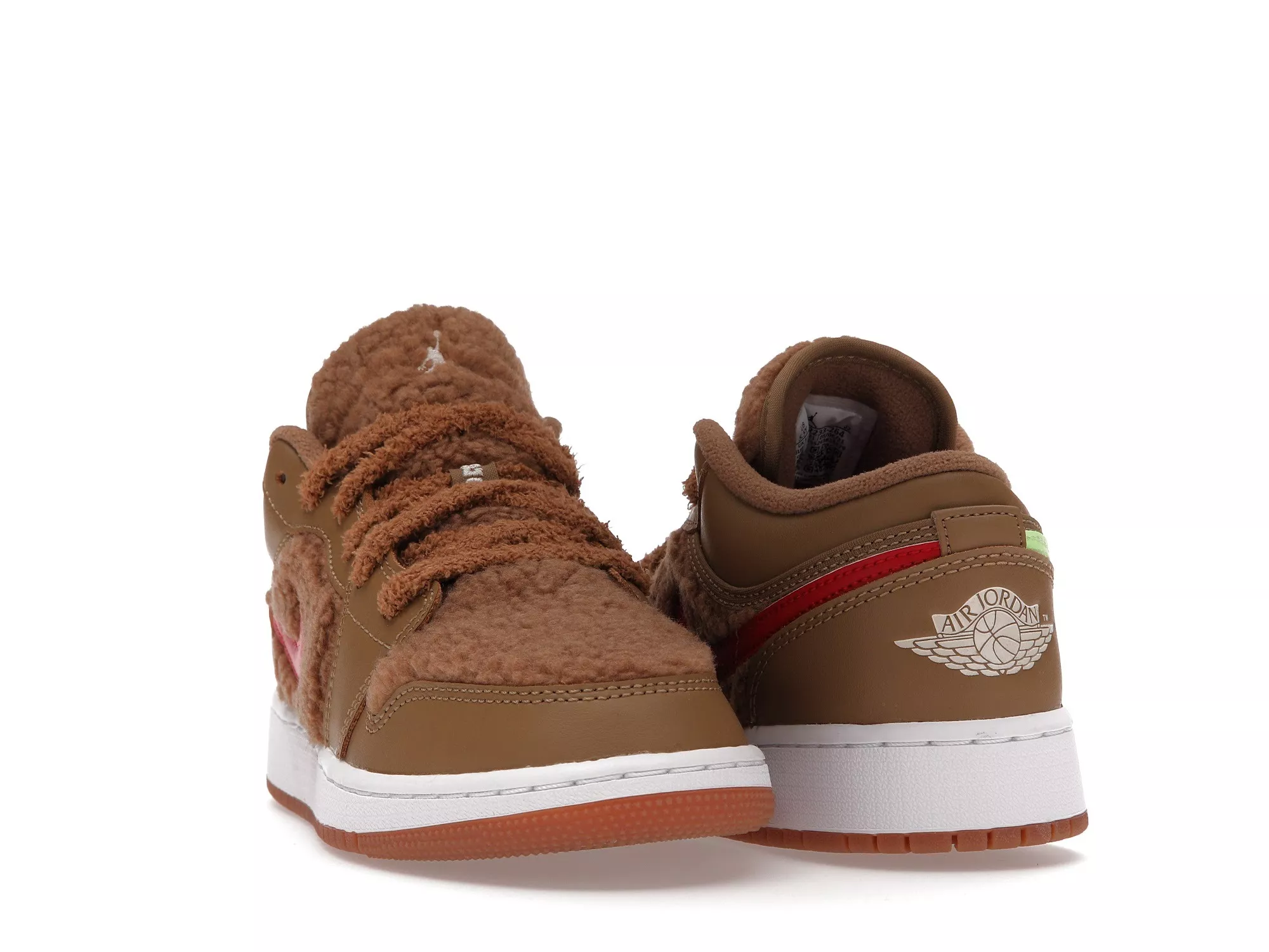 Фото № 3 с приближением к товару «‎Jordan 1 Low Utility Teddy Bear »