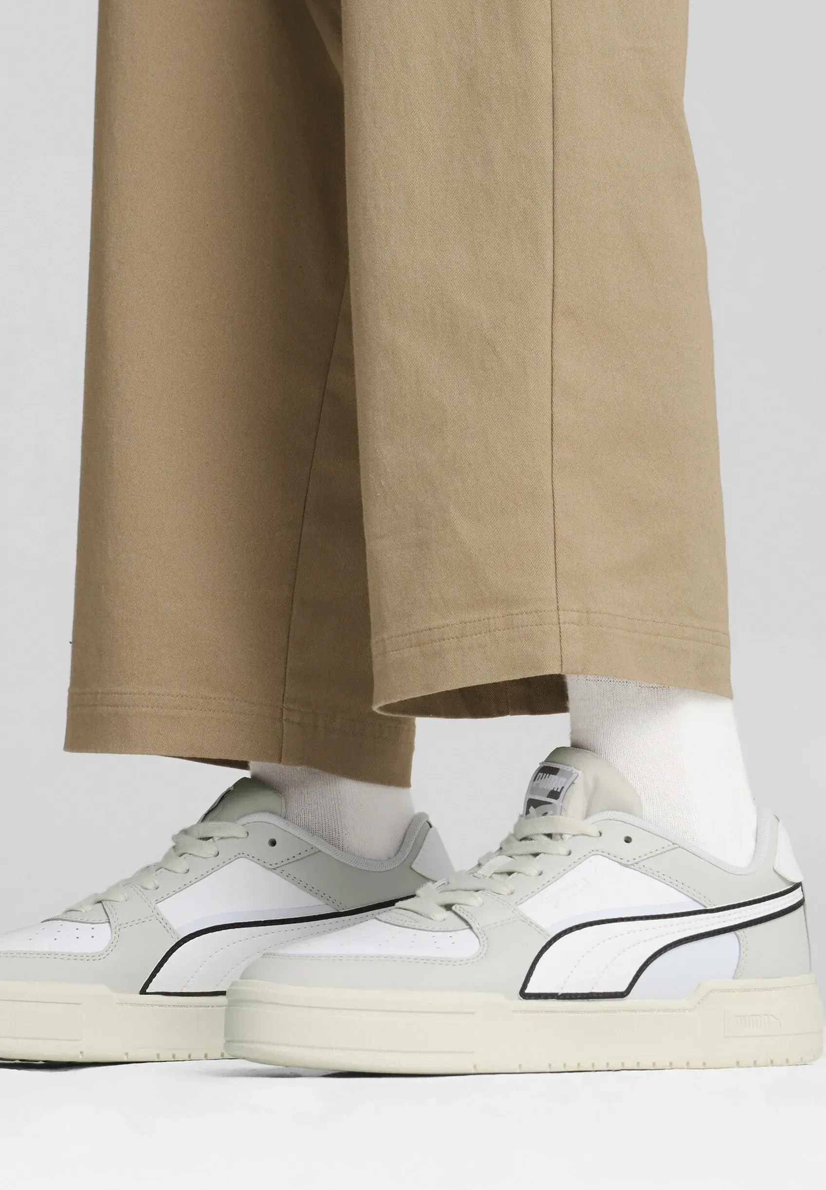 Фото № 1 с приближением к товару «‎PRO CONTOUR SNEAKERS UNISEX»