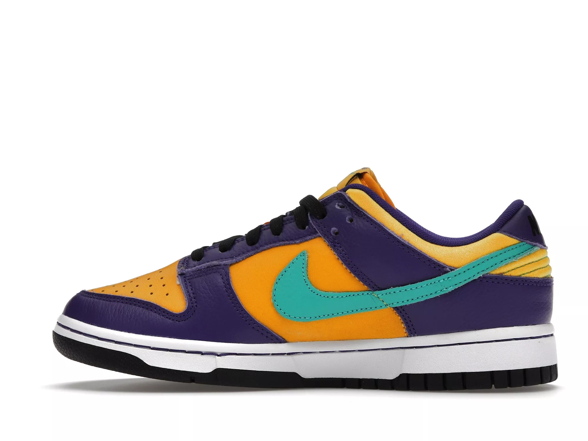Фото № 4 с приближением к товару «‎Nike Dunk Low LX Lisa Leslie »