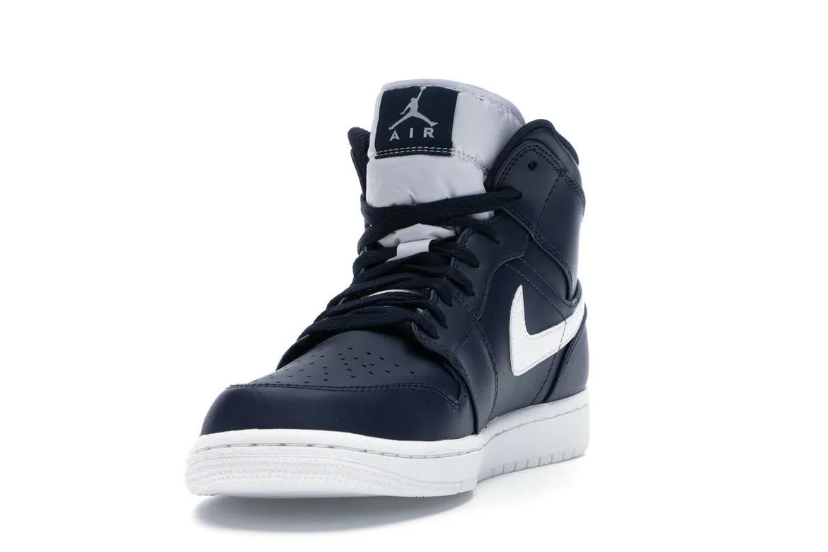 Фото № 3 с приближением к товару «‎Jordan 1 Retro Mid Obsidian White»