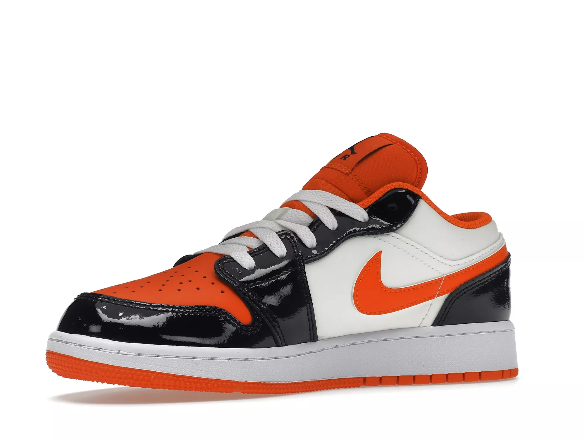 Фото № 4 с приближением к товару «‎Jordan 1 Low Halloween (2023) »