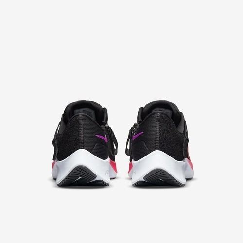 Фото № 5 с приближением к товару «‎Nike Air Zoom Pegasus 38 Flyease»