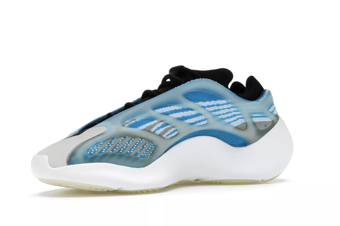 Фото № 4 с приближением к товару «‎adidas Yeezy 700 V3 Arzareth»