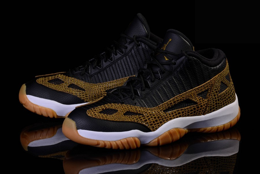 Фото № 3 с приближением к товару «‎Nike Air Jordan 11 Retro IE ‘crock’ »