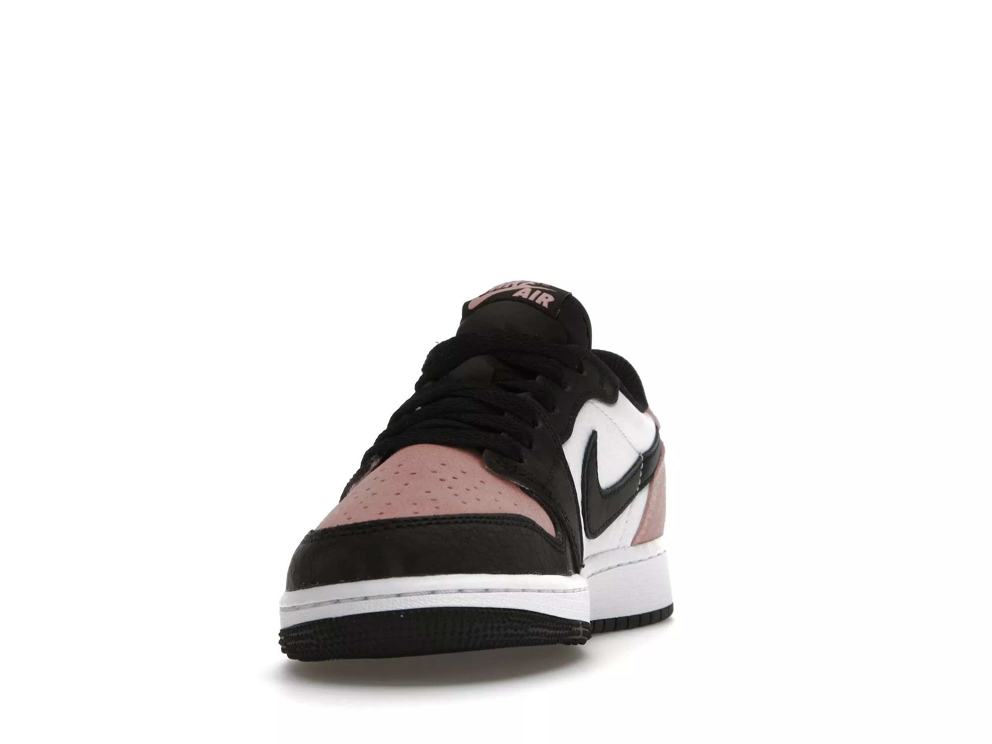 Фото № 4 с приближением к товару «‎Jordan 1 Low OG Bleached Coral »