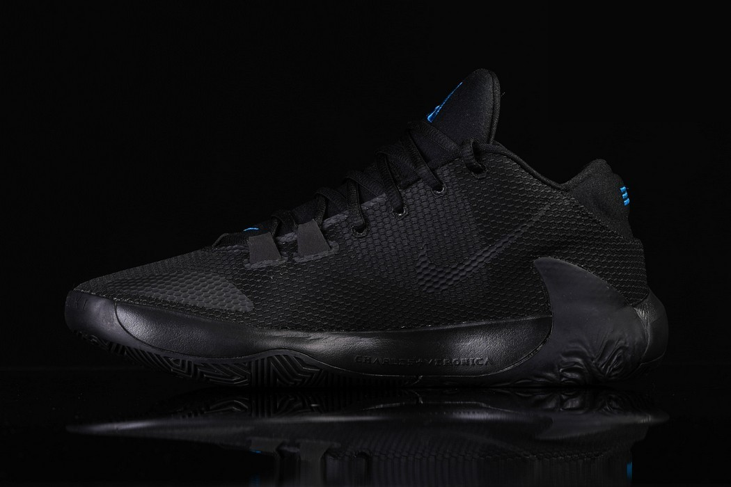 Фото № 3 с приближением к товару «‎Nike Zoom Freak 1 Iridescent »