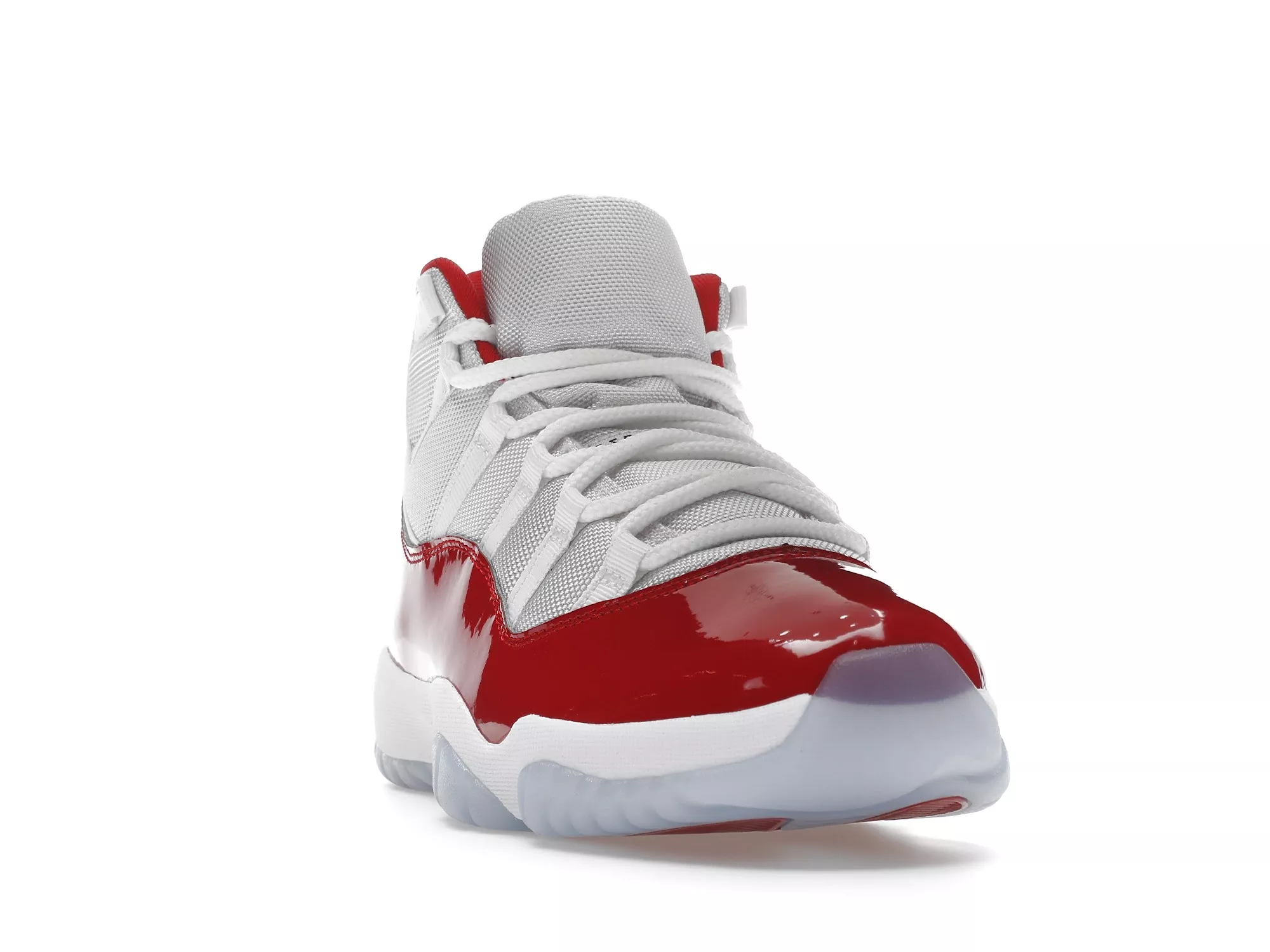 Фото № 2 с приближением к товару «‎Jordan 11 Retro Cherry (2022)»