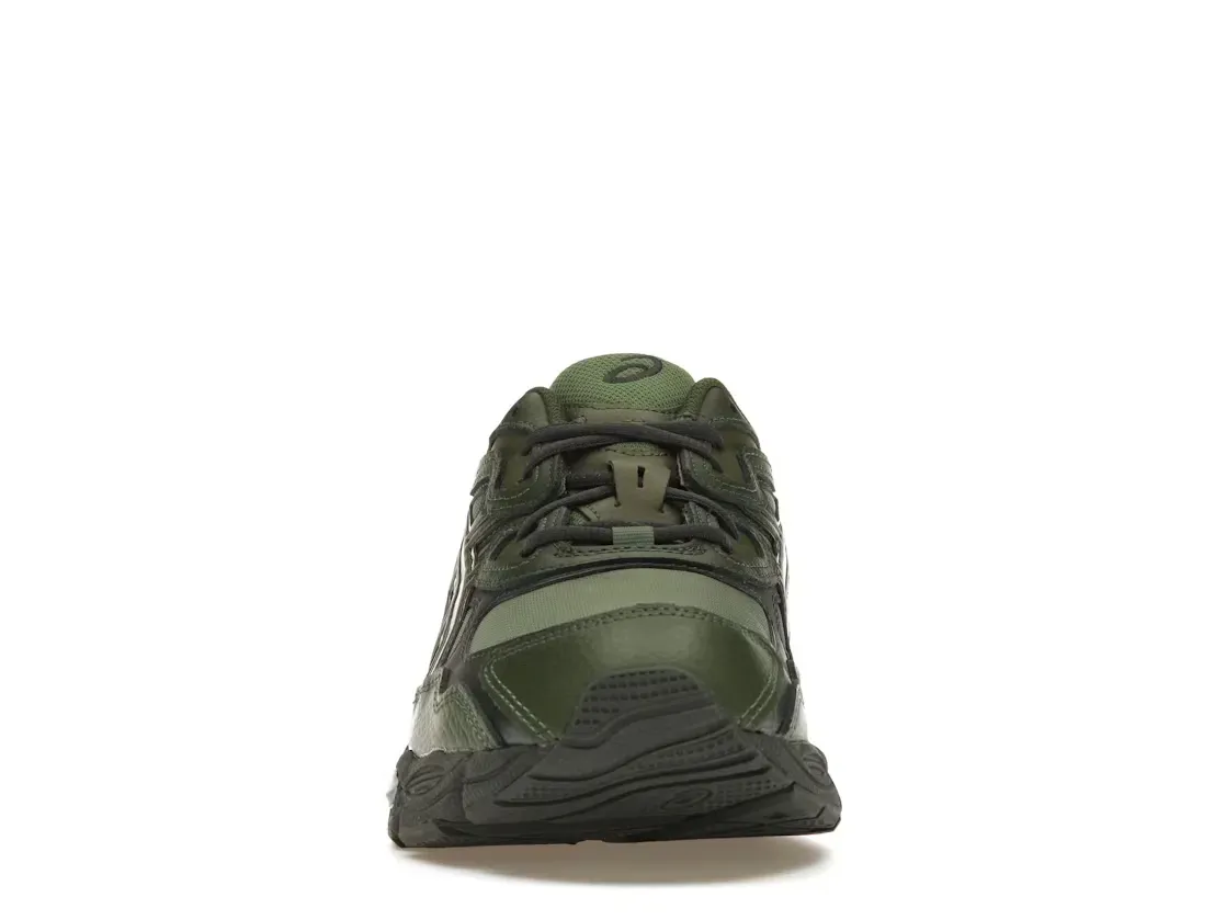 Фото № 2 с приближением к товару «‎ASICS Gel NYC»