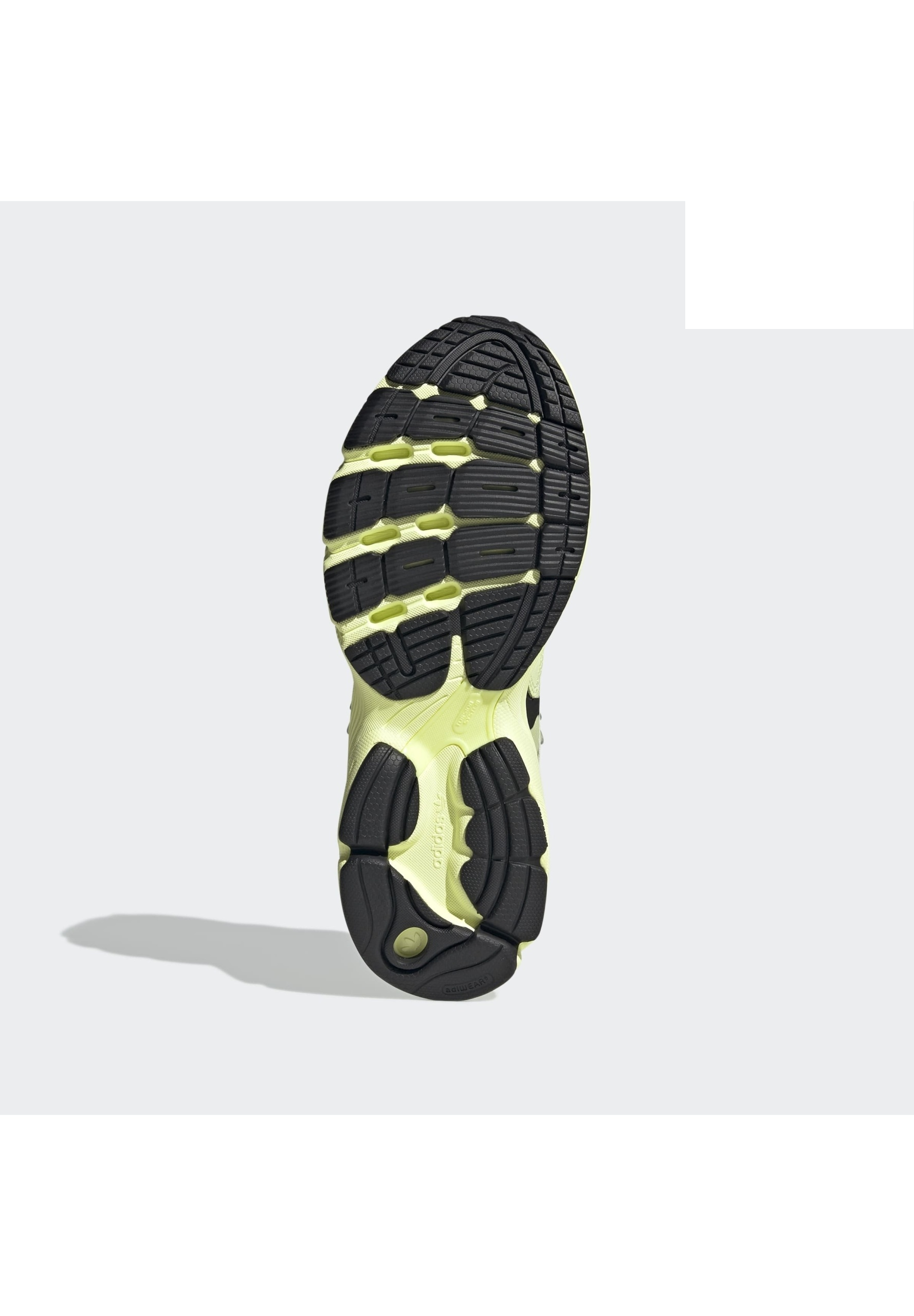 Фото № 4 с приближением к товару «‎Adidas Astir »