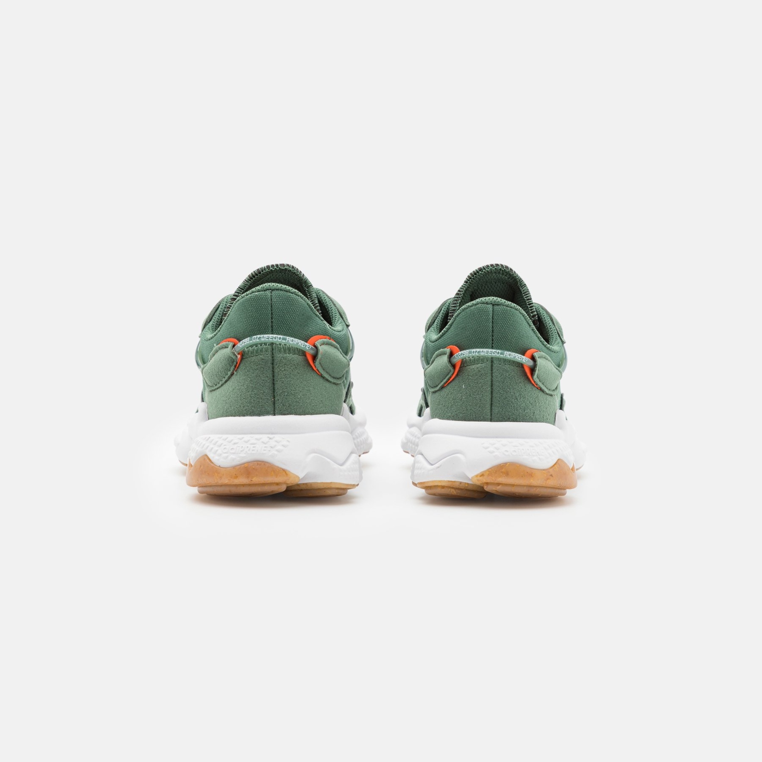 Фото № 4 с приближением к товару «‎Adidas Ozweego »