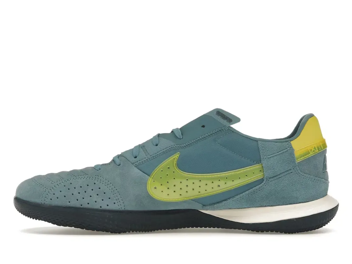 Фото № 3 с приближением к товару «‎Nike Streetgato»