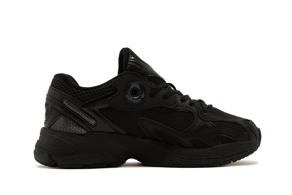 Фото № 3 с приближением к товару «‎Adidas Astir W»