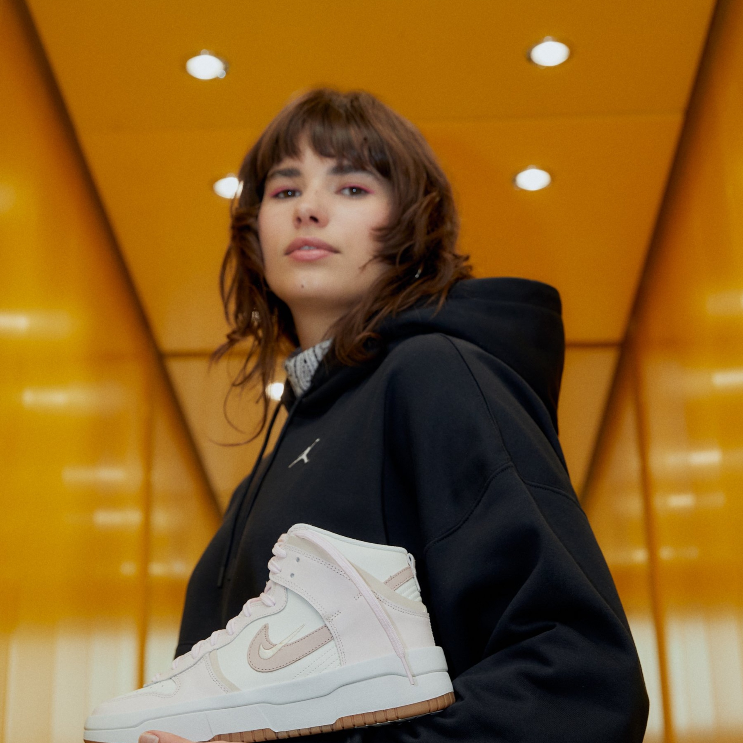 Фото № 4 с приближением к товару «‎Nike Dunk UP »