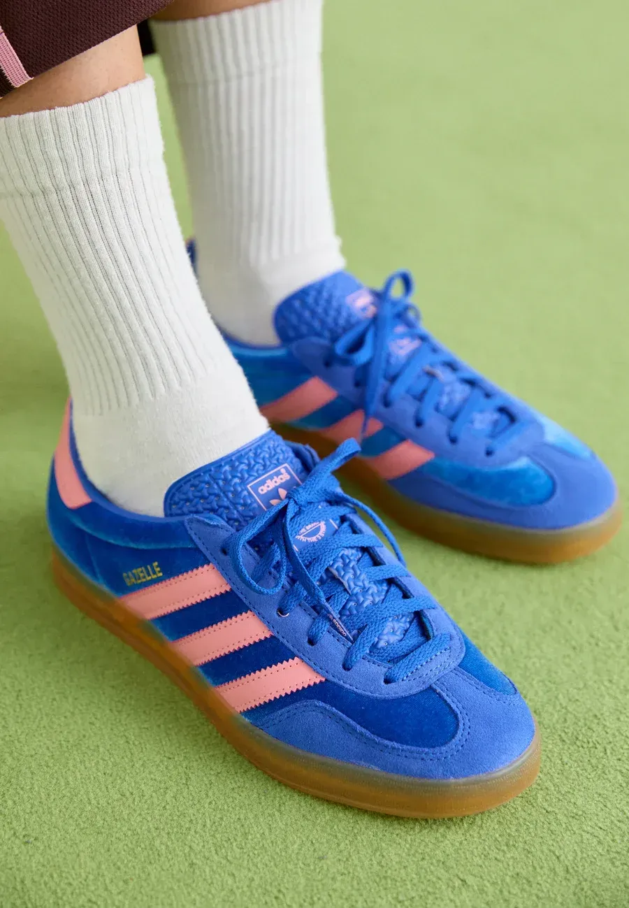 Фото № 2 с приближением к товару «‎GAZELLE INDOOR»