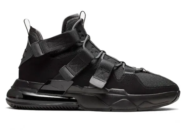 Фото № 1 с приближением к товару «‎Nike Air Edge 270 Triple Black»